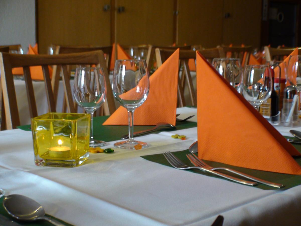 Hotel Restaurant Simplon ฟรูทิงเงน ภายนอก รูปภาพ